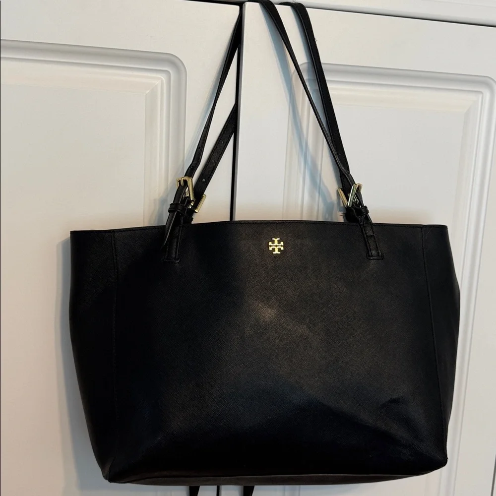 Tory Burch York Buckle Tote - Picture 9 of 10
